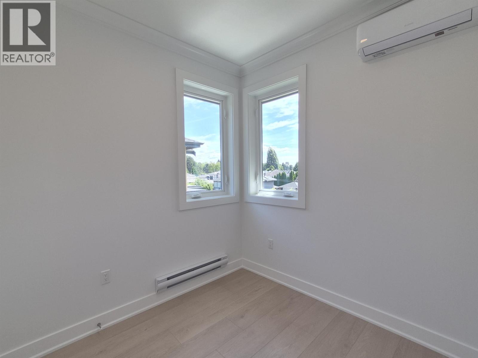 107 8233 Williams Road Property Photo 19