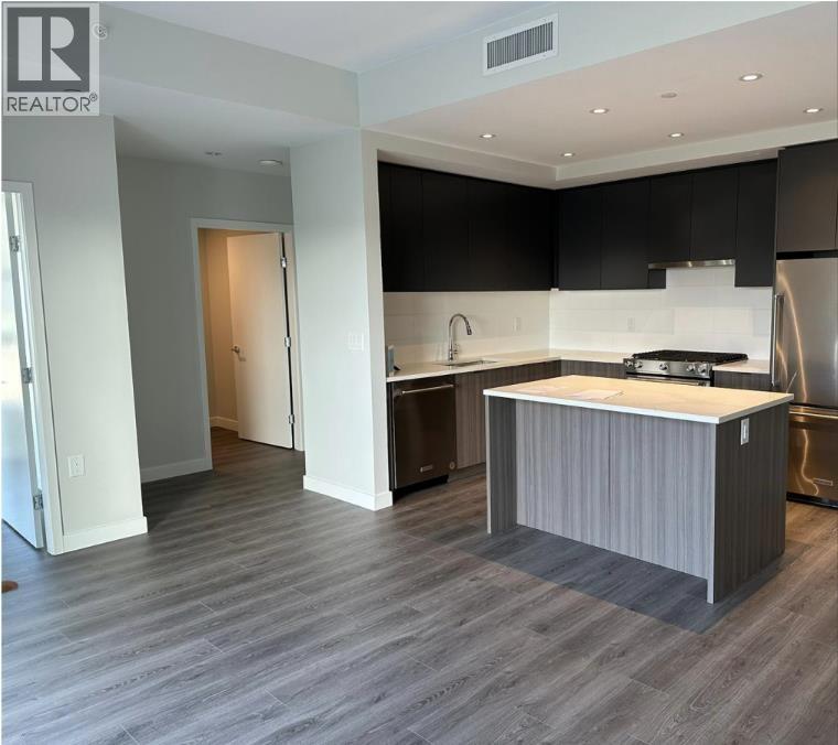 211 3430 E KENT AVENUE SOUTH Property Photo 1