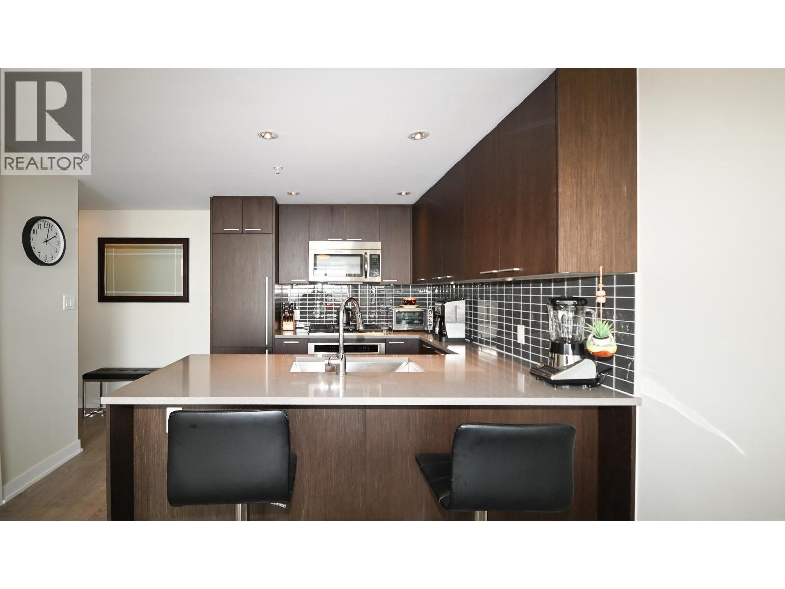 1206 2975 Atlantic Avenue Property Photo 7