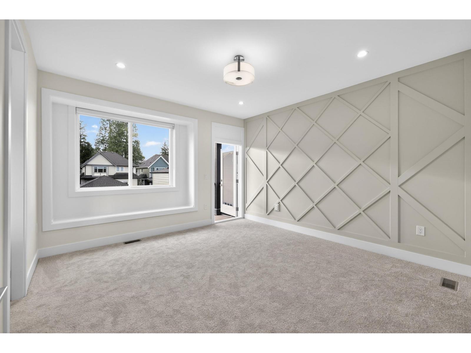 17126 1 Avenue Property Photo 7
