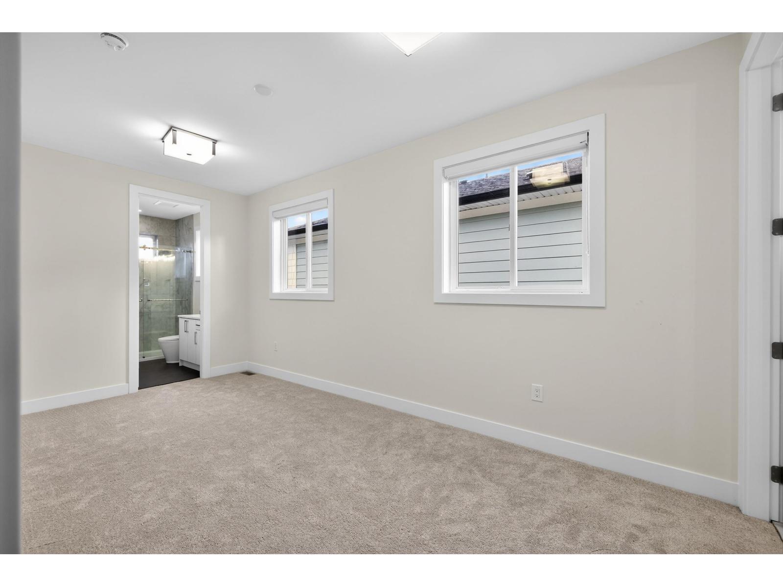 17126 1 Avenue Property Photo 13