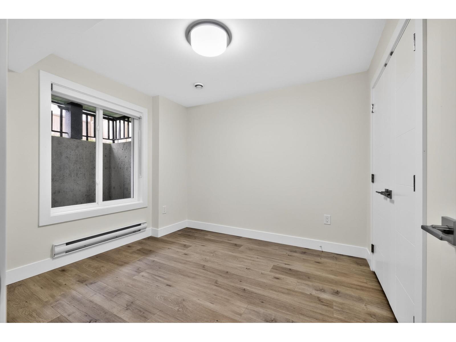 17126 1 Avenue Property Photo 18