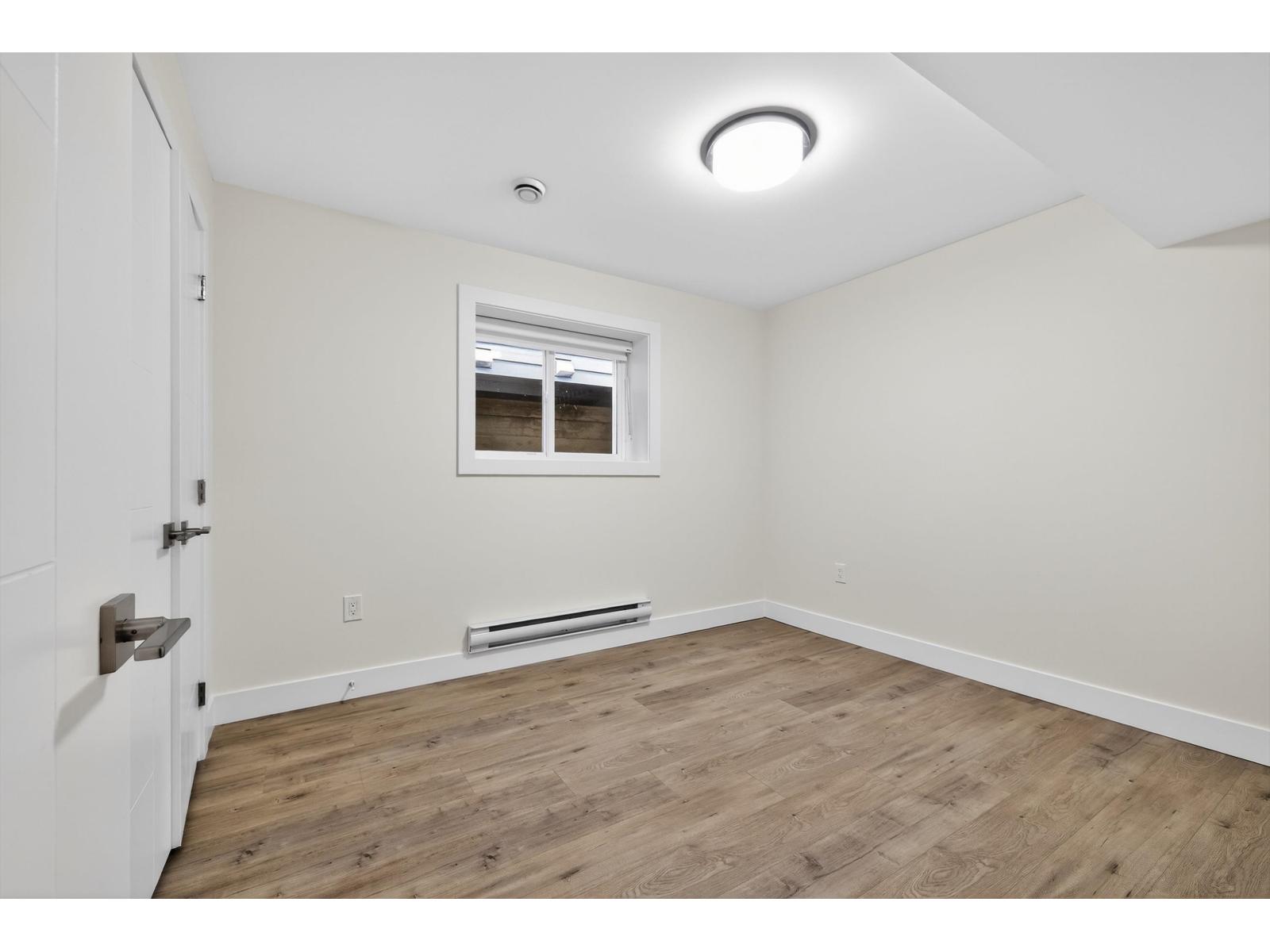 17126 1 Avenue Property Photo 19