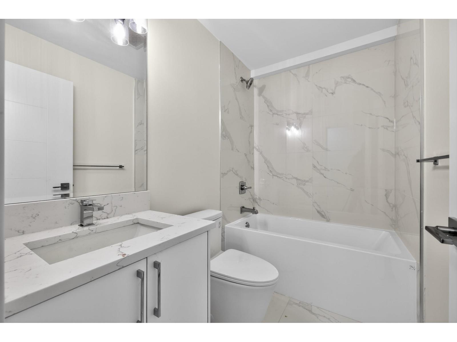 17126 1 Avenue Property Photo 25
