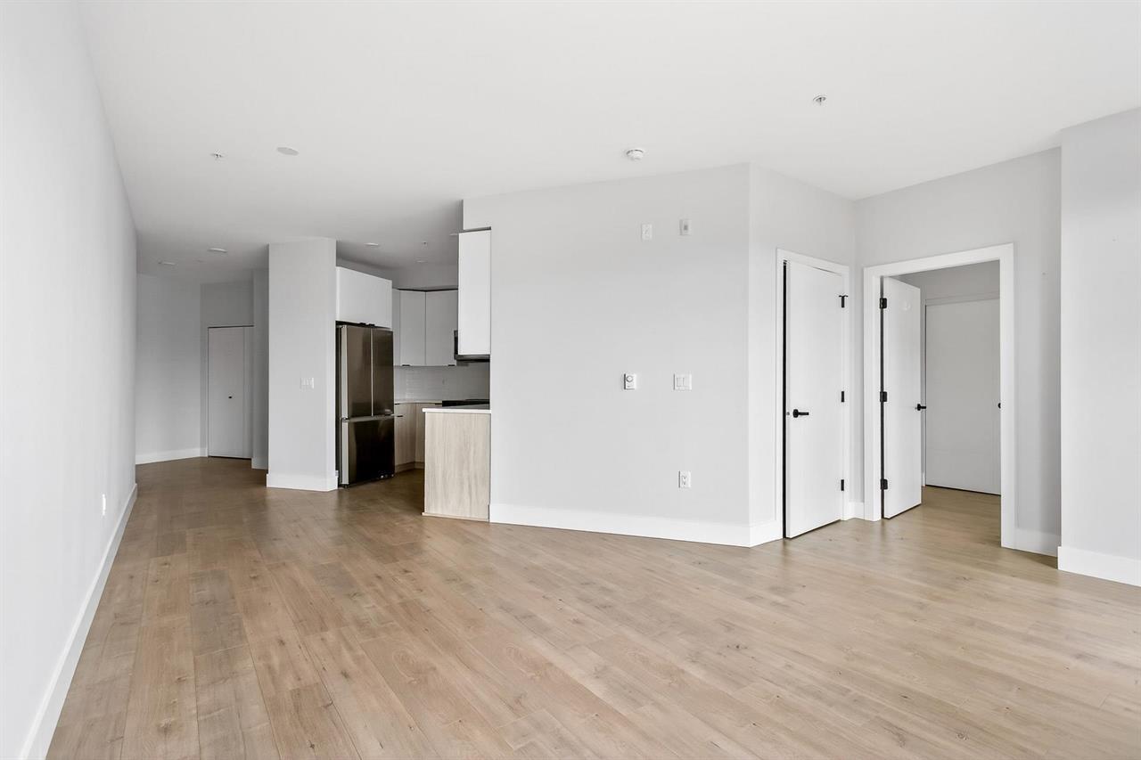 214 20061 Fraser Highway Property Photo 19