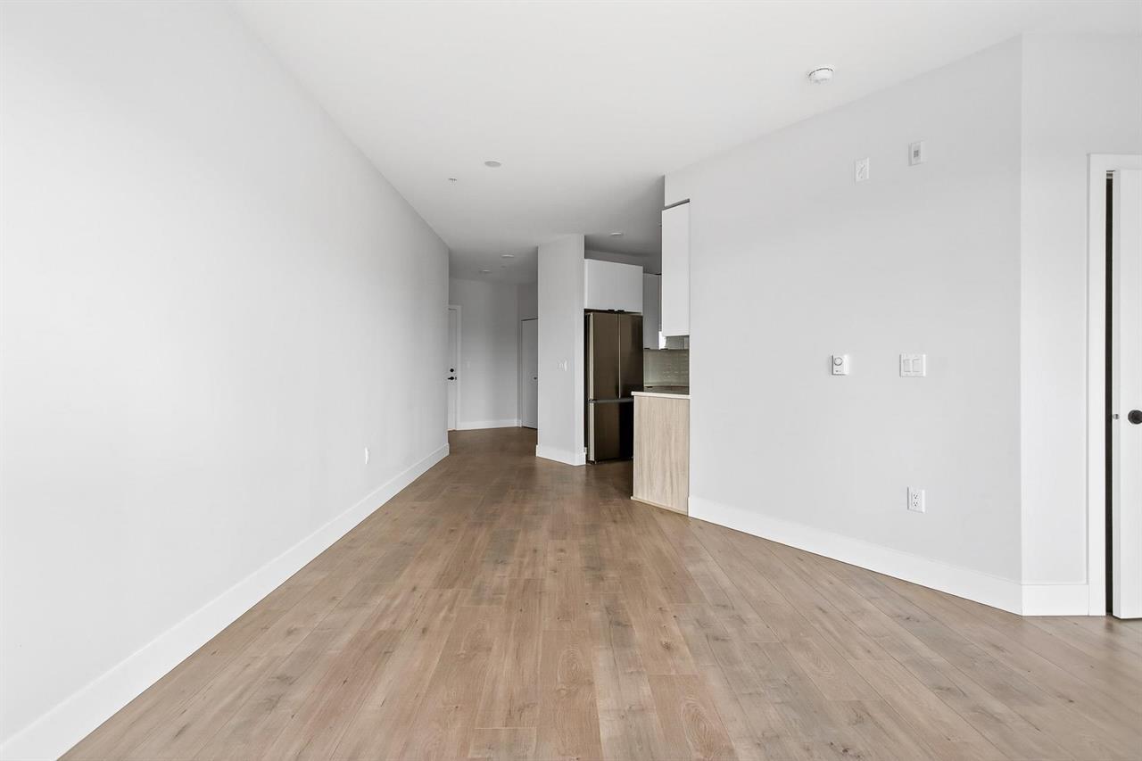 214 20061 Fraser Highway Property Photo 20