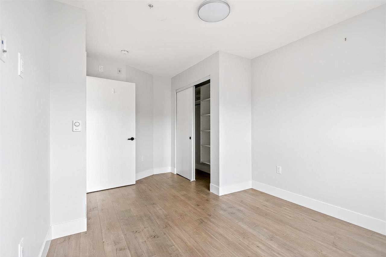 214 20061 Fraser Highway Property Photo 25