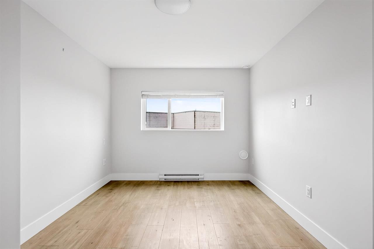 214 20061 Fraser Highway Property Photo 26