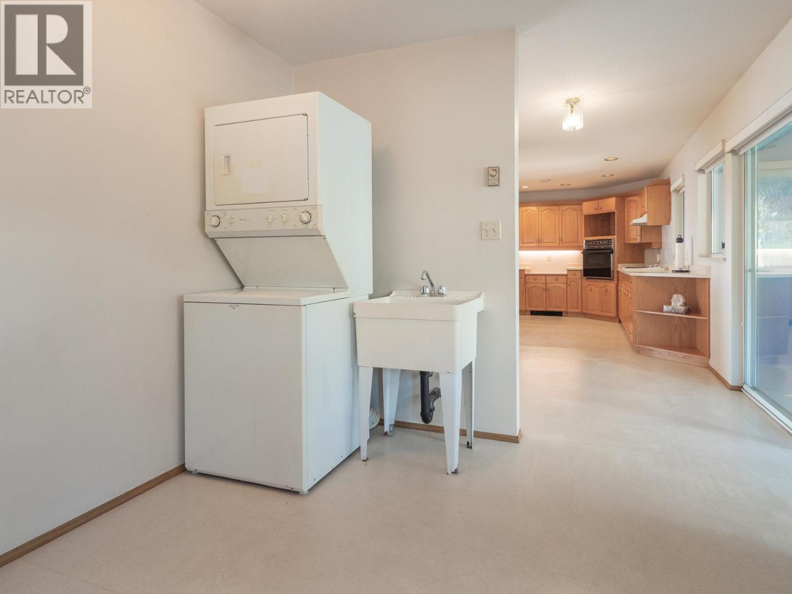 5160 Ridgeview Drive Property Photo 13