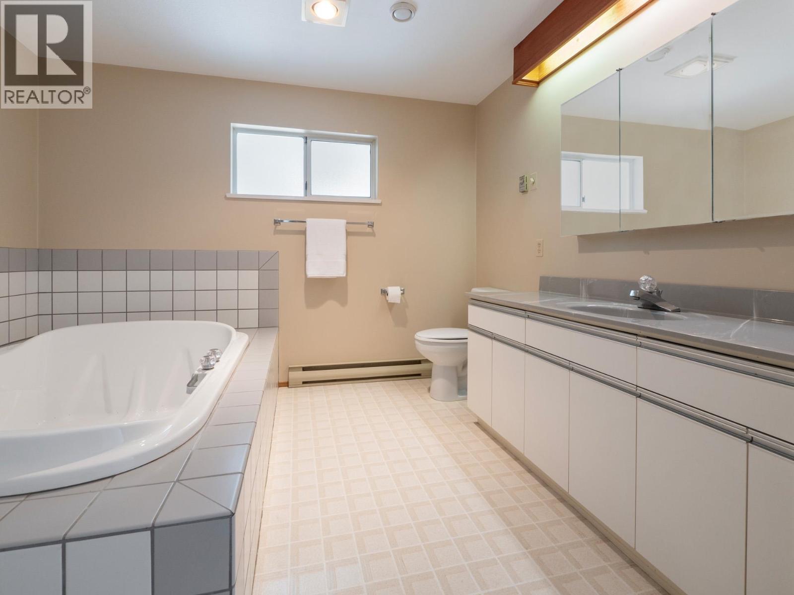 5160 Ridgeview Drive Property Photo 21