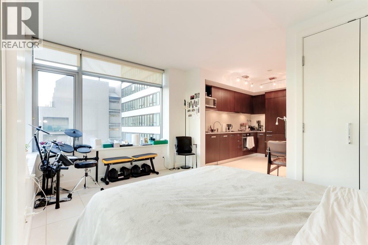 603 1028 Barclay Street Property Photo 16