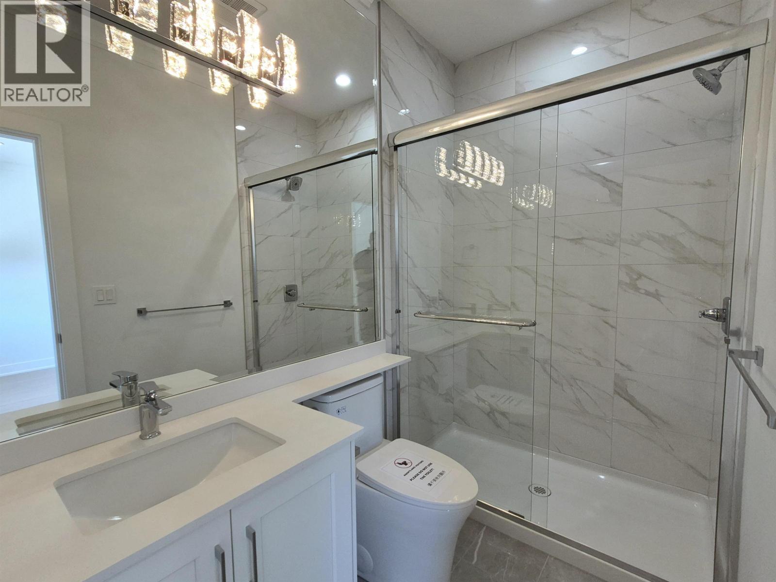 105 8233 Williams Road Property Photo 8