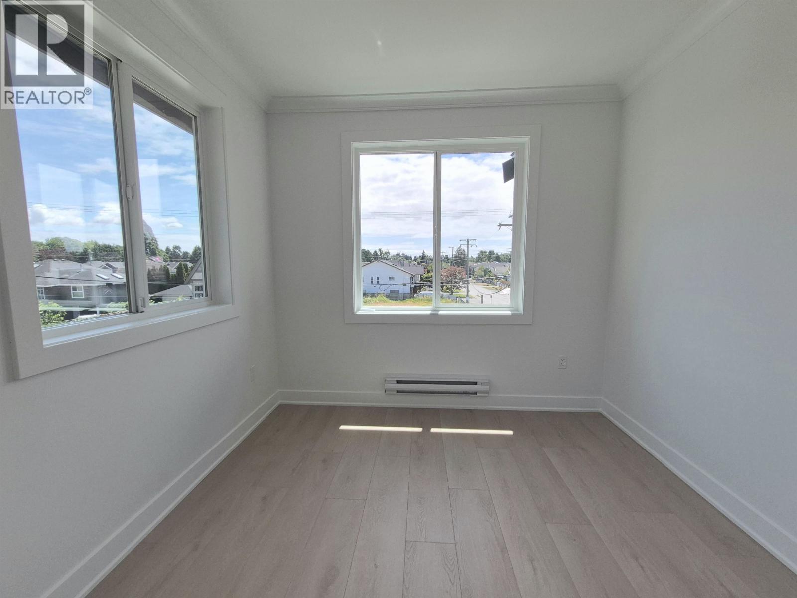 105 8233 Williams Road Property Photo 12