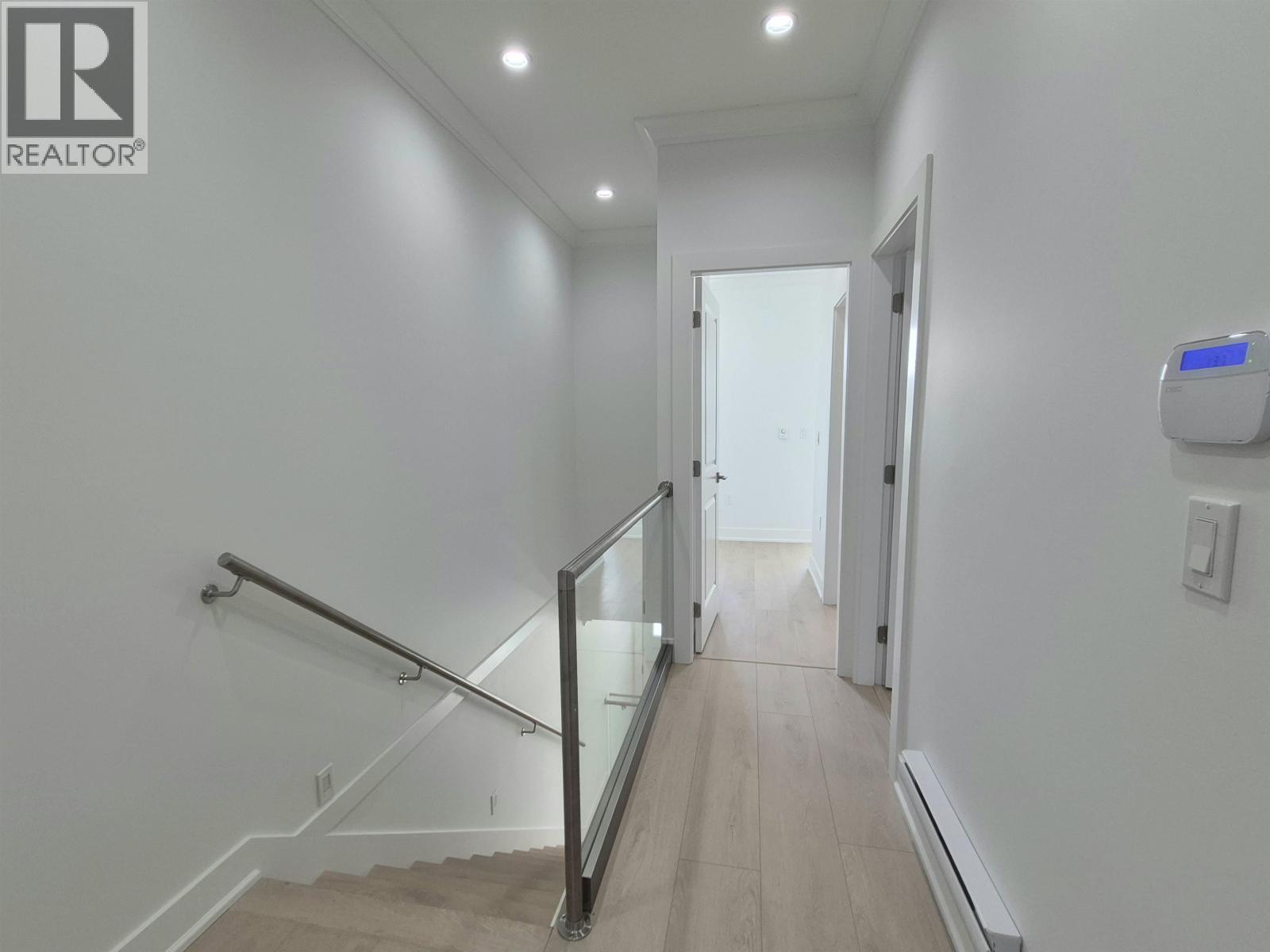 105 8233 Williams Road Property Photo 13