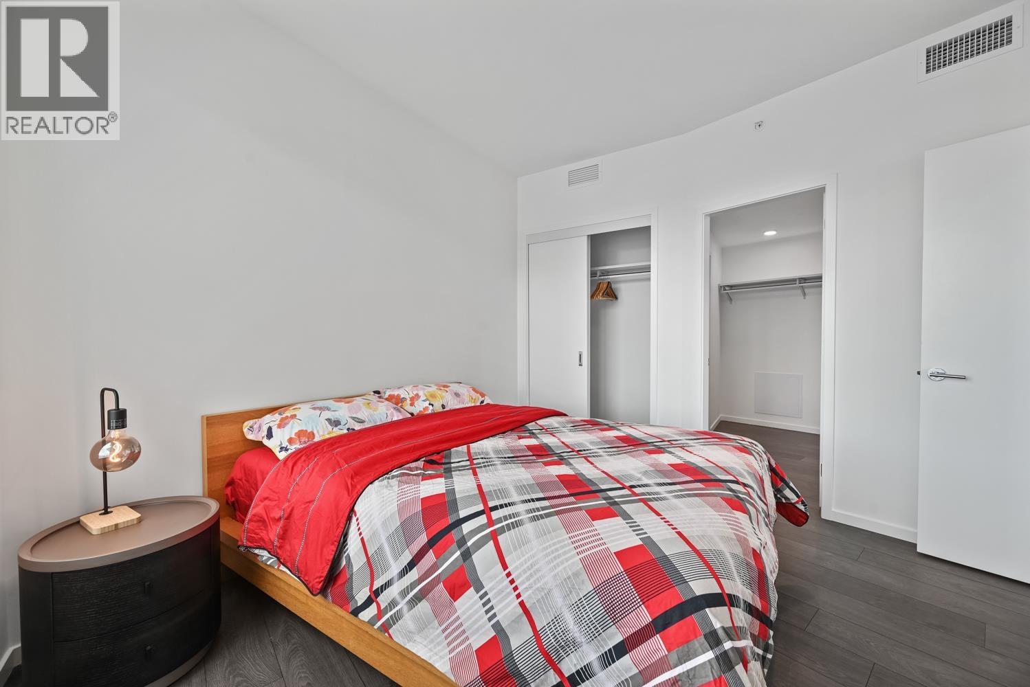 405 6200 Minoru Boulevard Property Photo 10