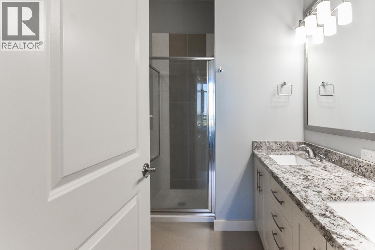409 4977 Springs Boulevard Property Photo 32