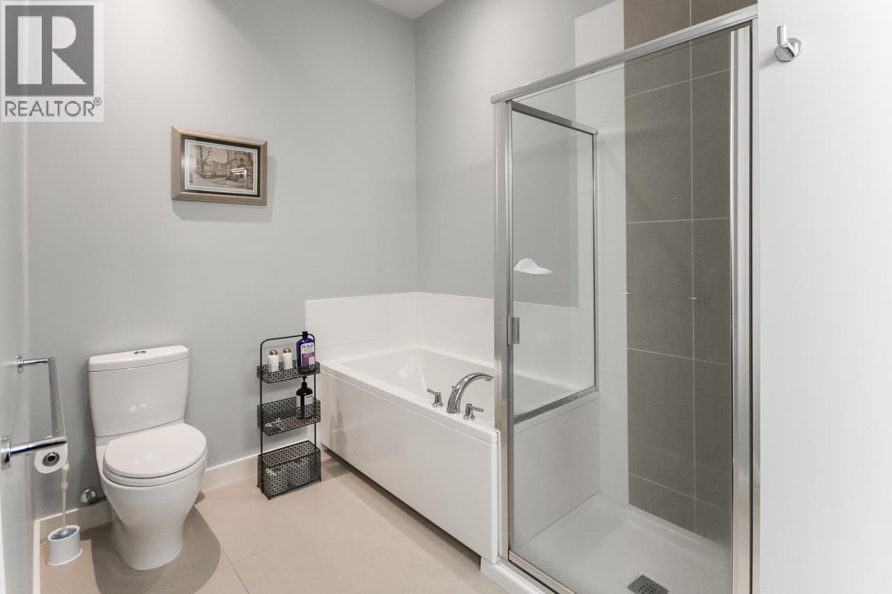409 4977 Springs Boulevard Property Photo 33