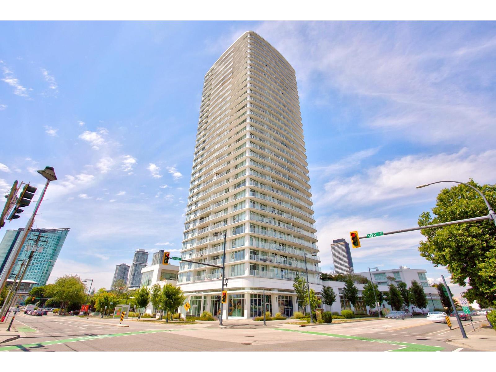 2705 13685 102 Avenue Property Photo 1
