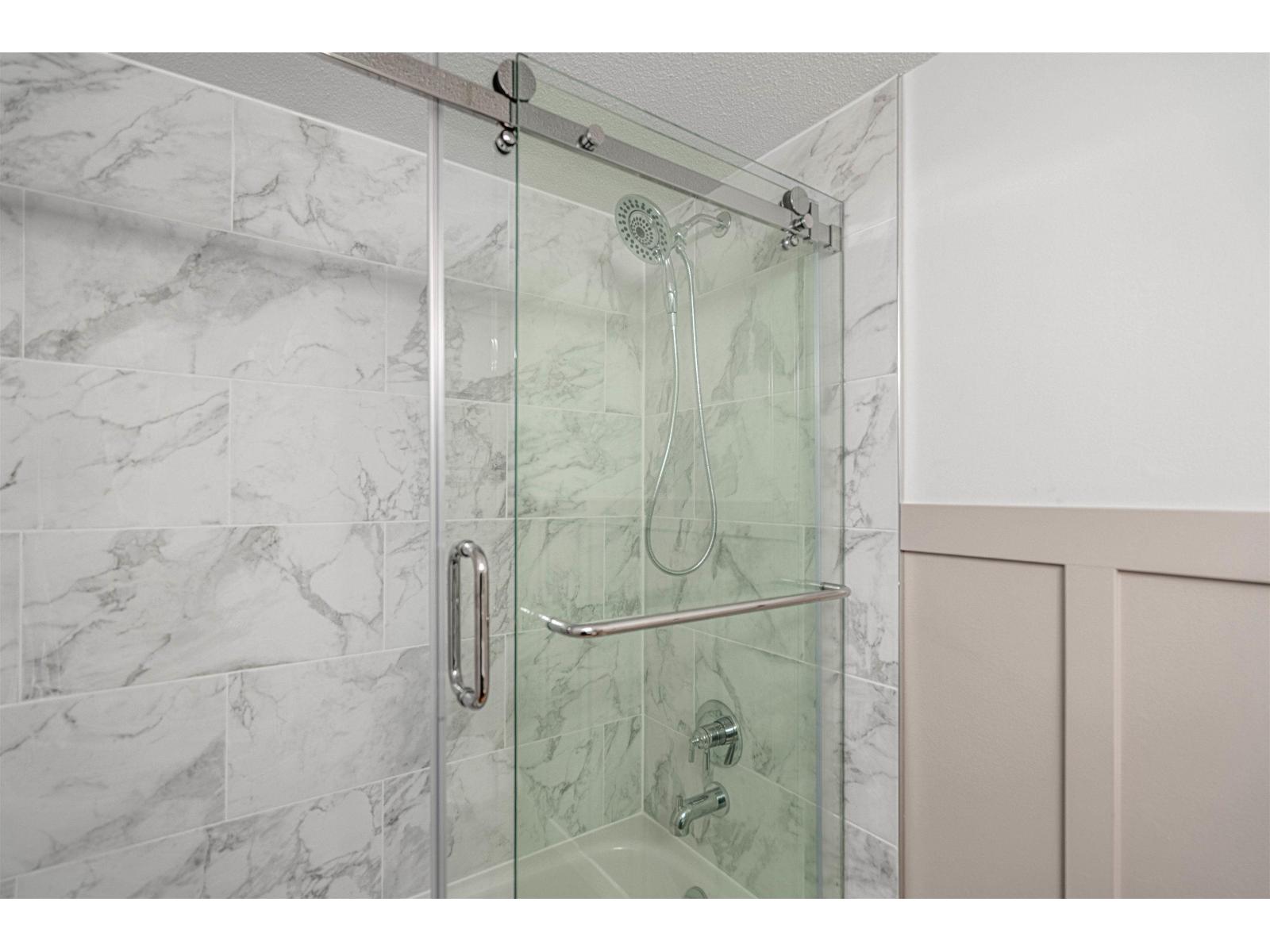 211 1450 Merklin Street Property Photo 14
