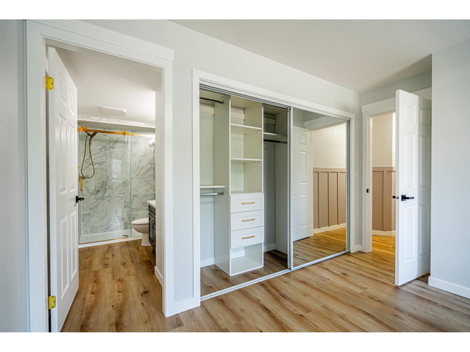 211 1450 Merklin Street Property Photo 18