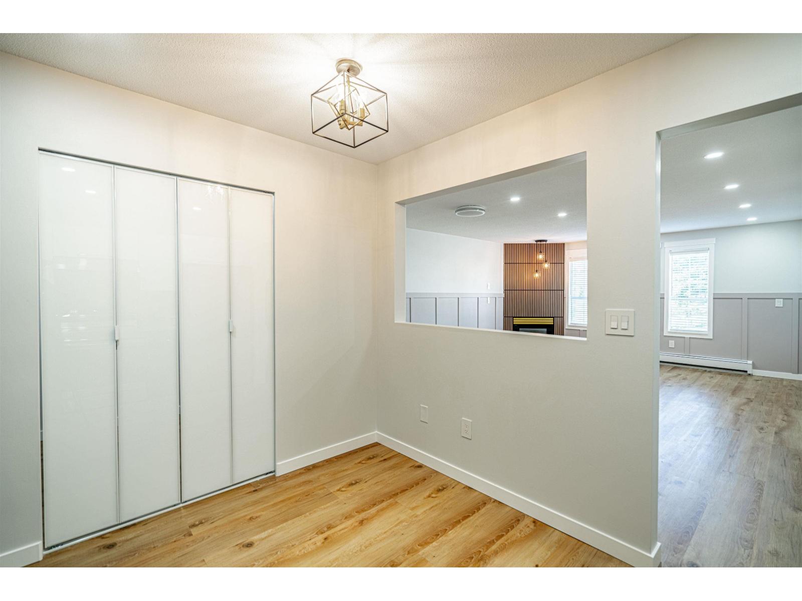 211 1450 Merklin Street Property Photo 20
