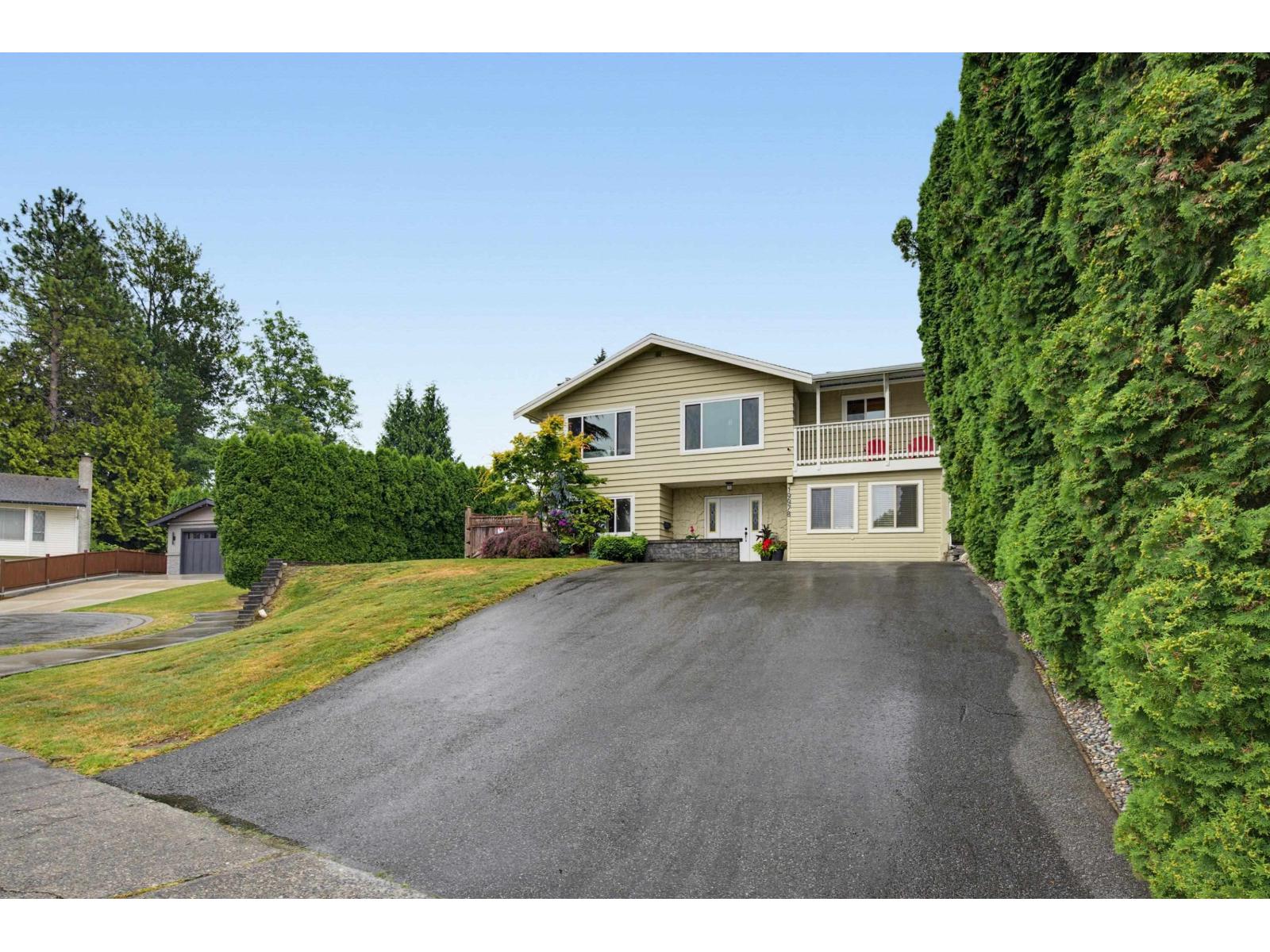 19978 50a Avenue Property Photo 3
