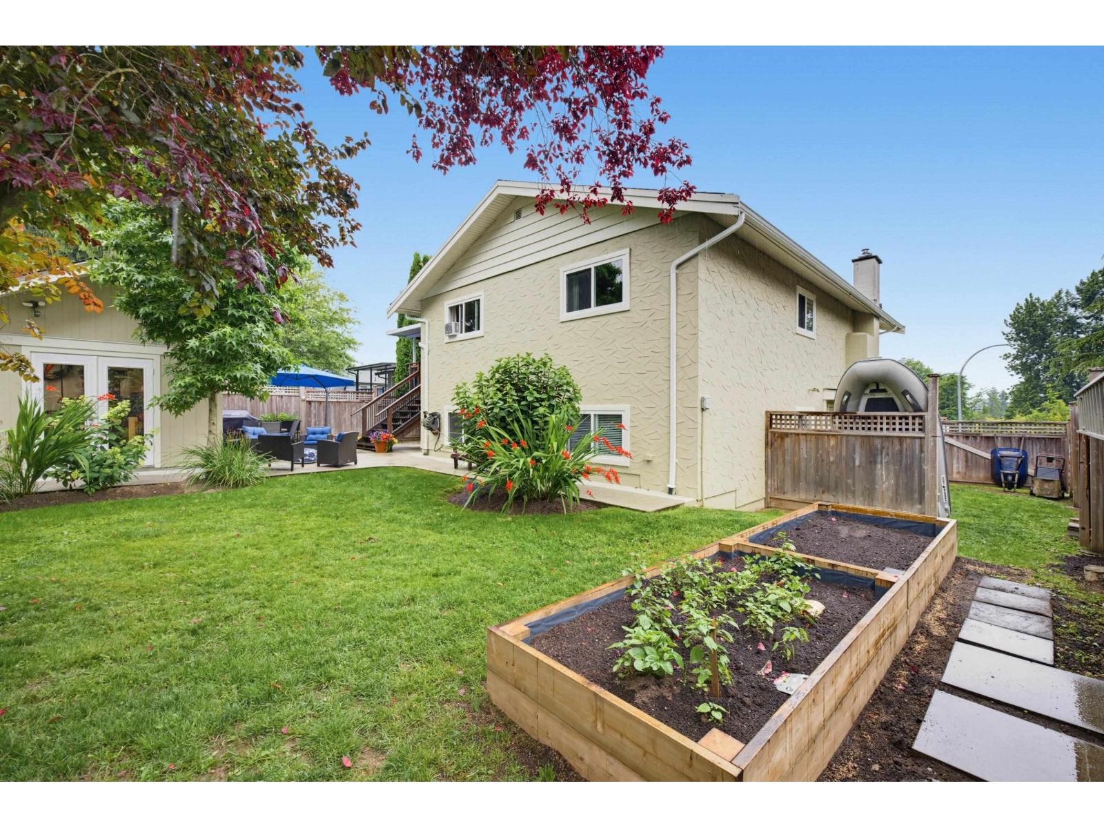 19978 50a Avenue Property Photo 37