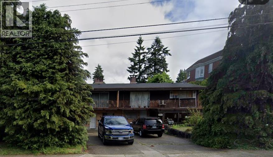 7237 7239 Halifax Street Property Photo 1