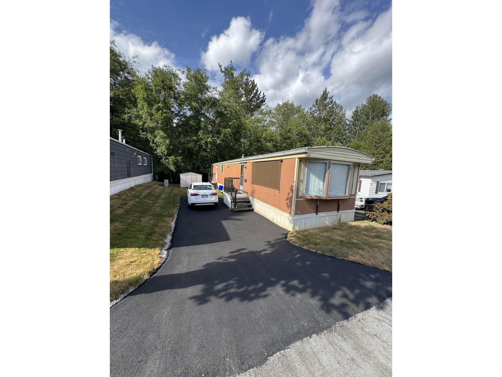 82 8220 KING GEORGE BOULEVARD Property Photo 1