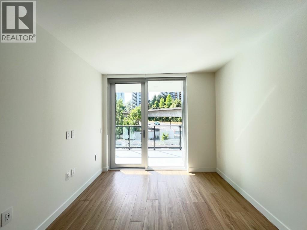 409 2135 Springer Avenue Property Photo 4