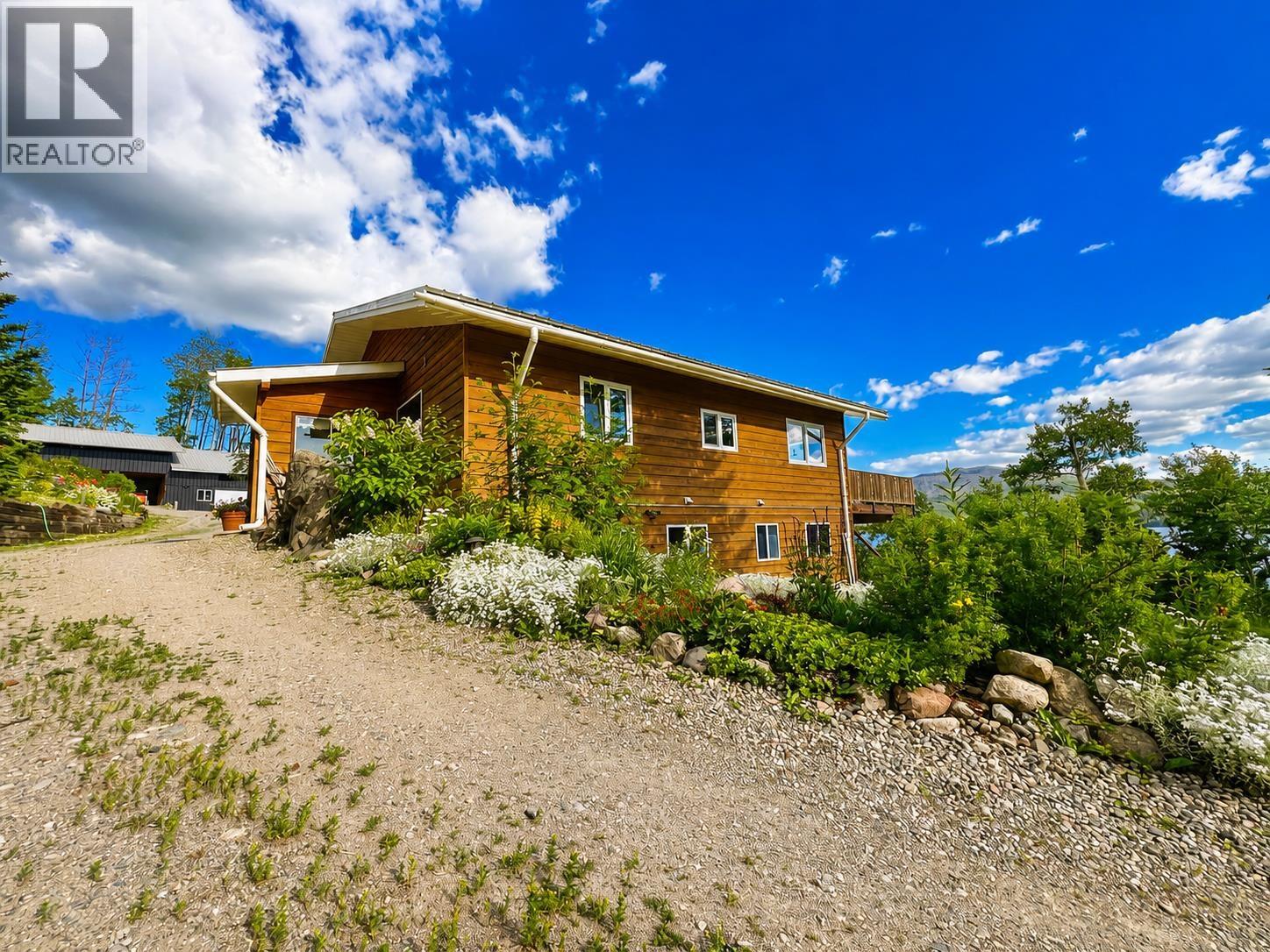 1371 Francois Lake Road Property Photo 6