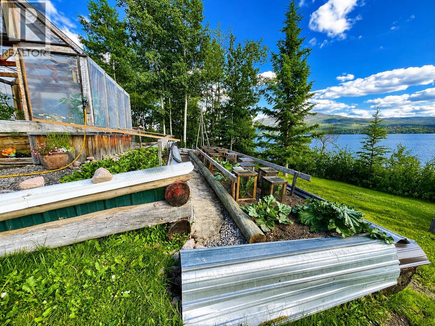 1371 Francois Lake Road Property Photo 26