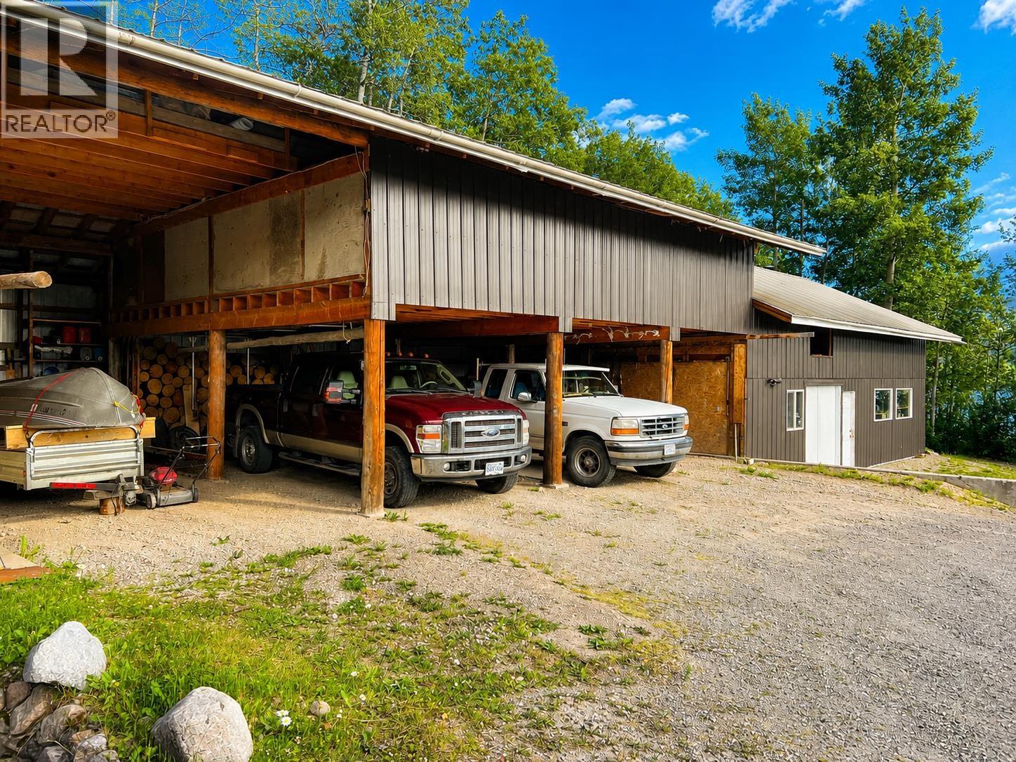 1371 Francois Lake Road Property Photo 27