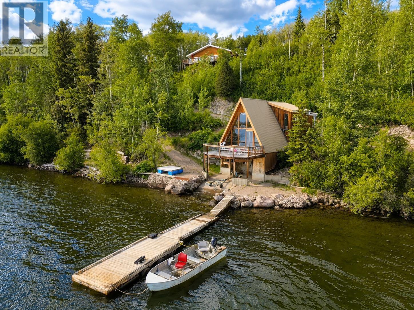 1371 Francois Lake Road Property Photo 30