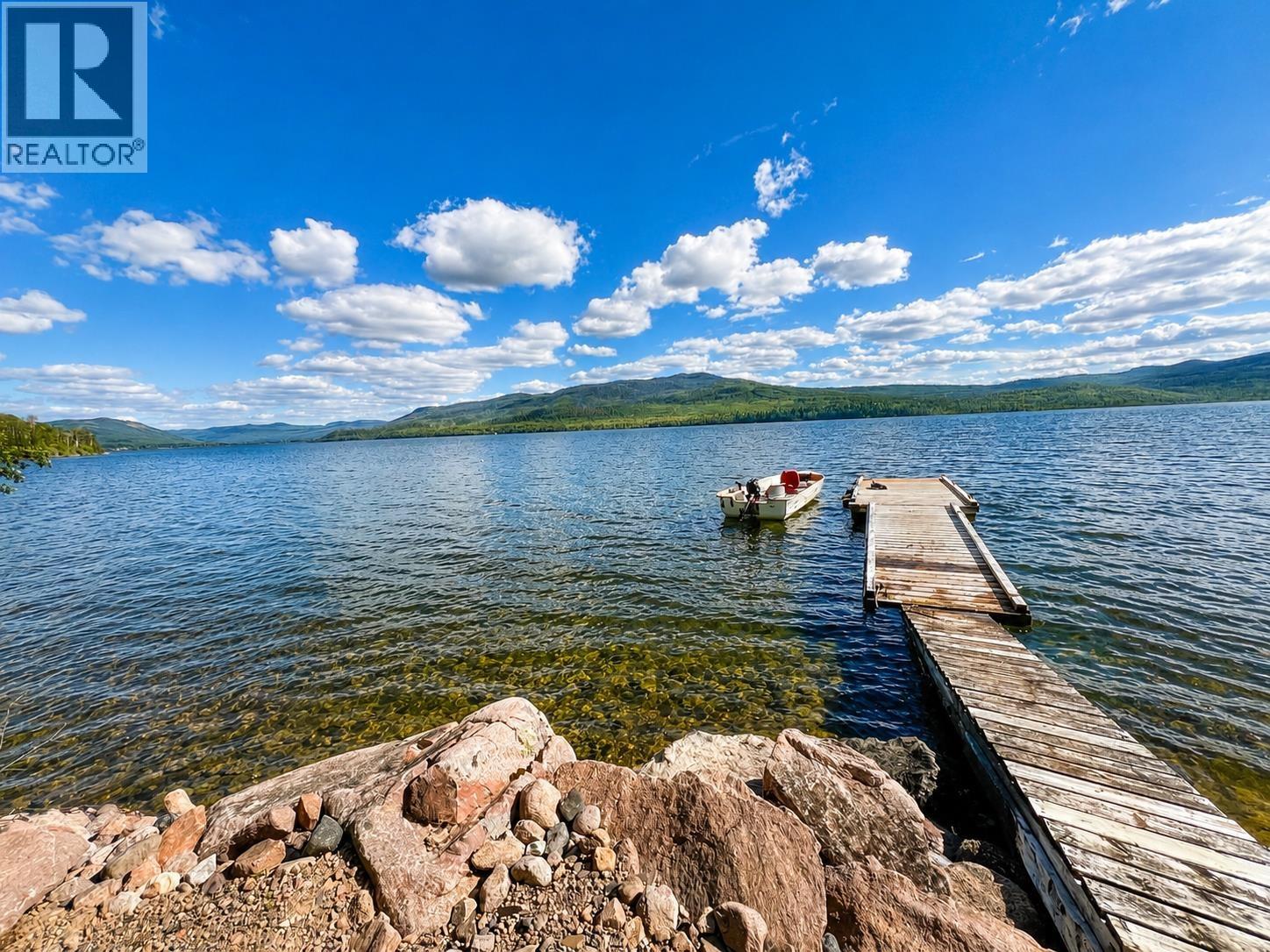 1371 Francois Lake Road Property Photo 37