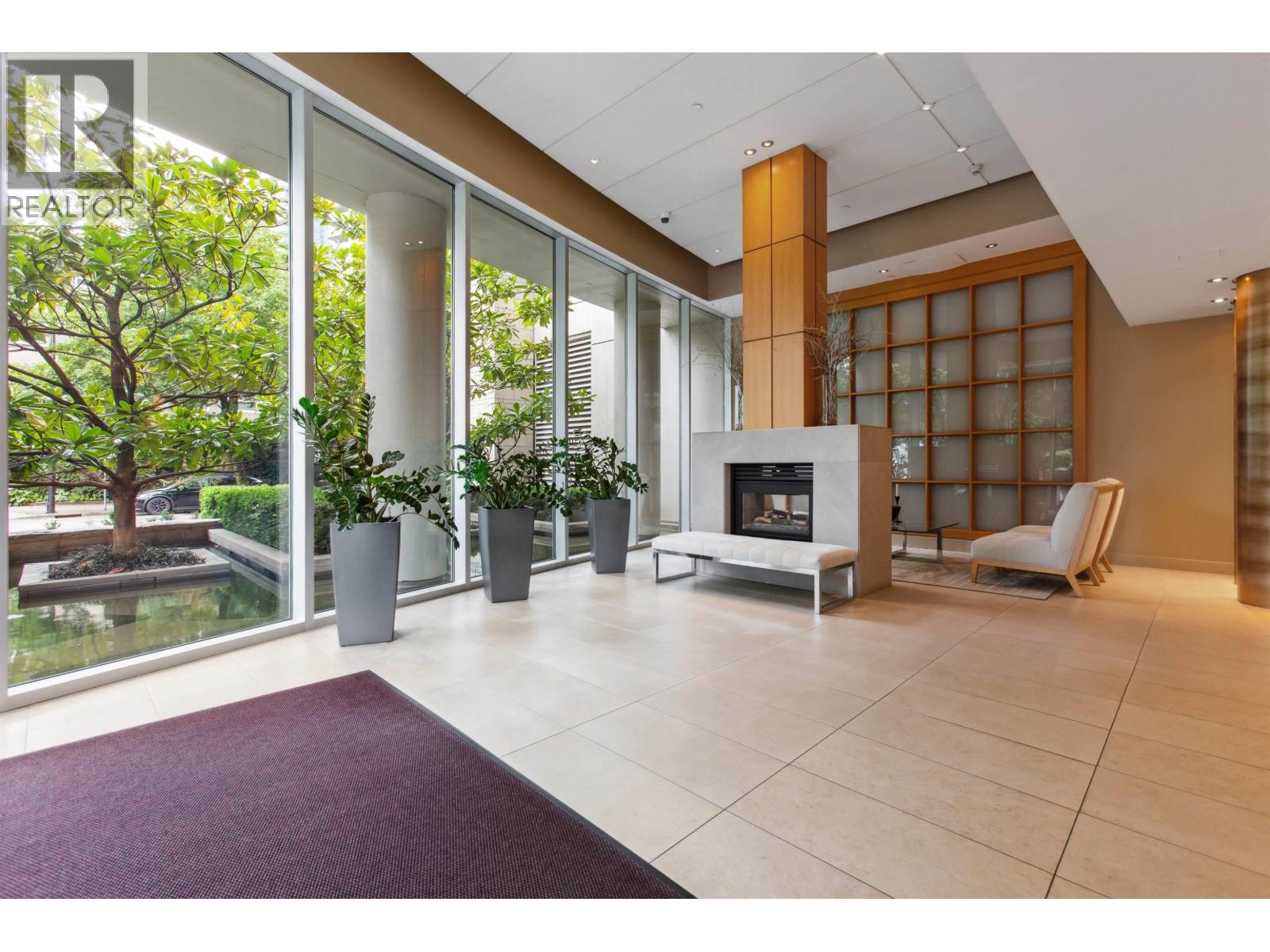 1904 1616 Bayshore Drive Property Photo 5