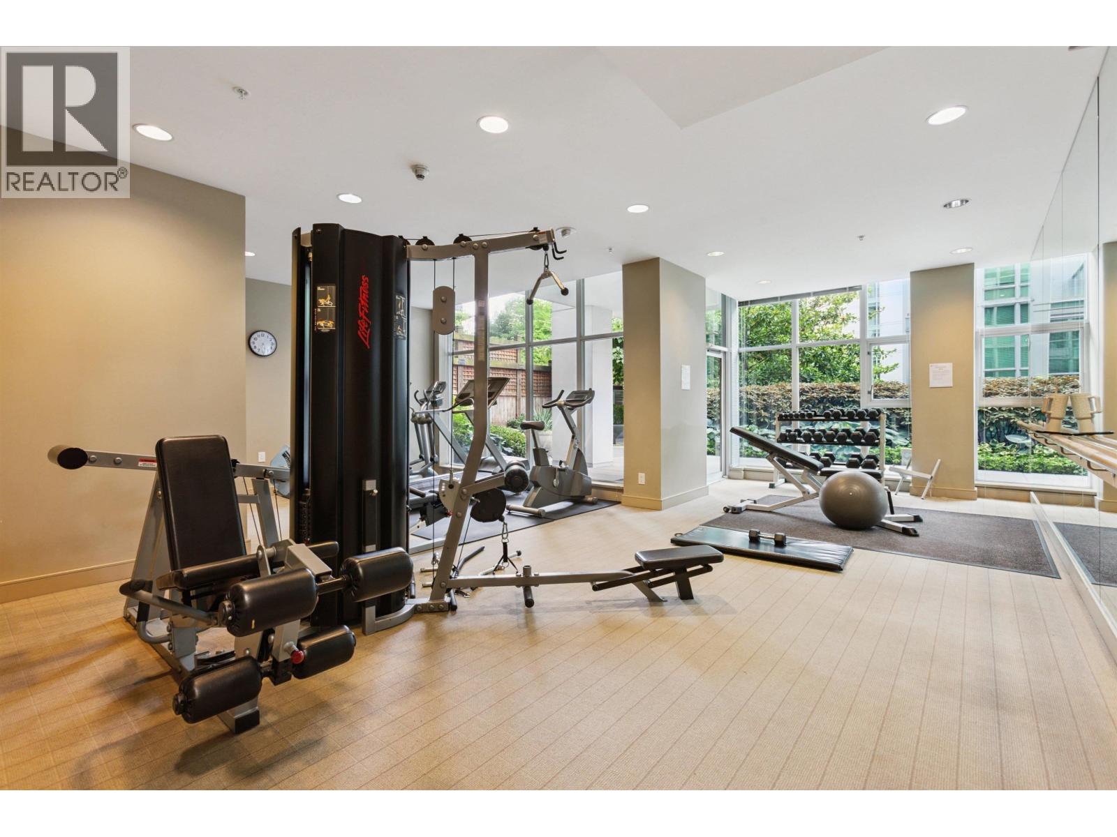 1904 1616 Bayshore Drive Property Photo 17