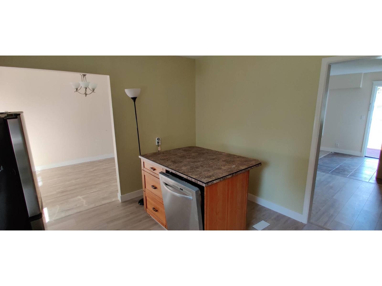 5959 172 Street Property Photo 5