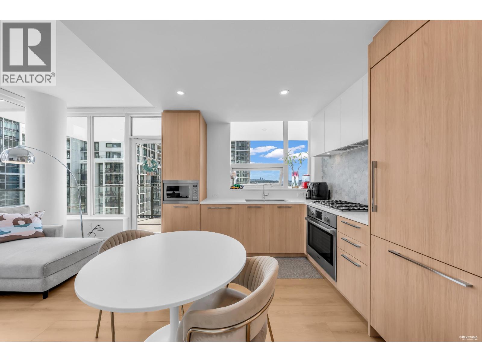 1701 2425 Alpha Avenue Property Photo 7