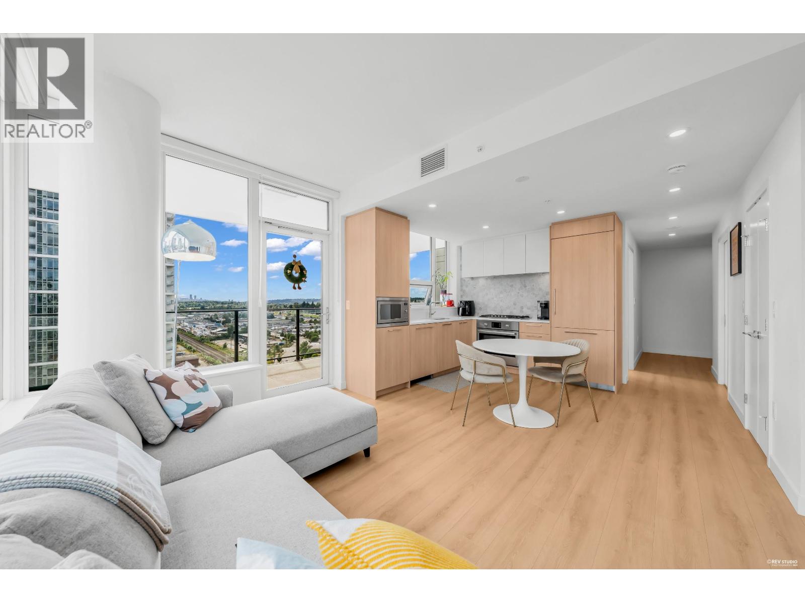 1701 2425 Alpha Avenue Property Photo 9