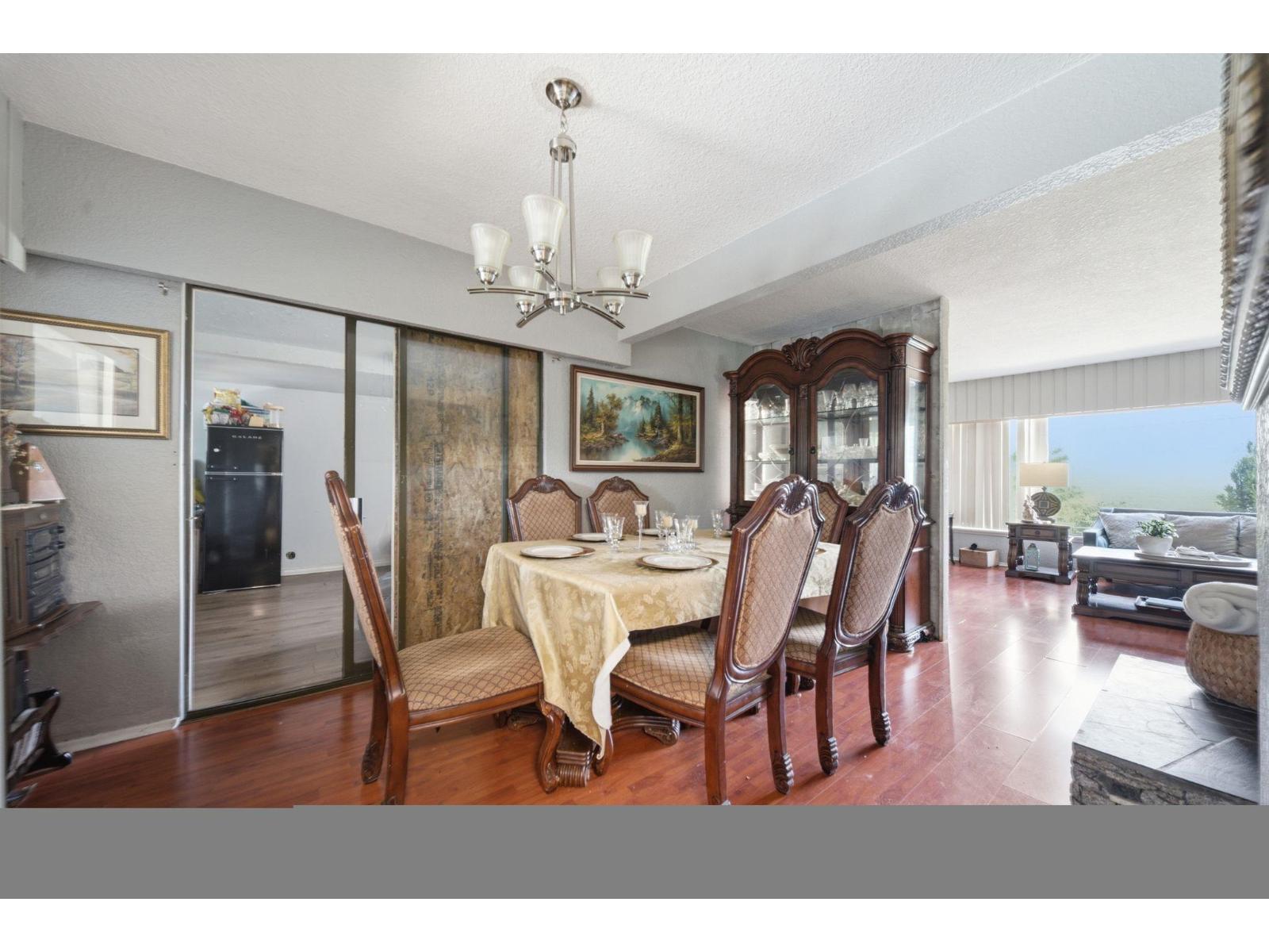 12222 100 Avenue Property Photo 10