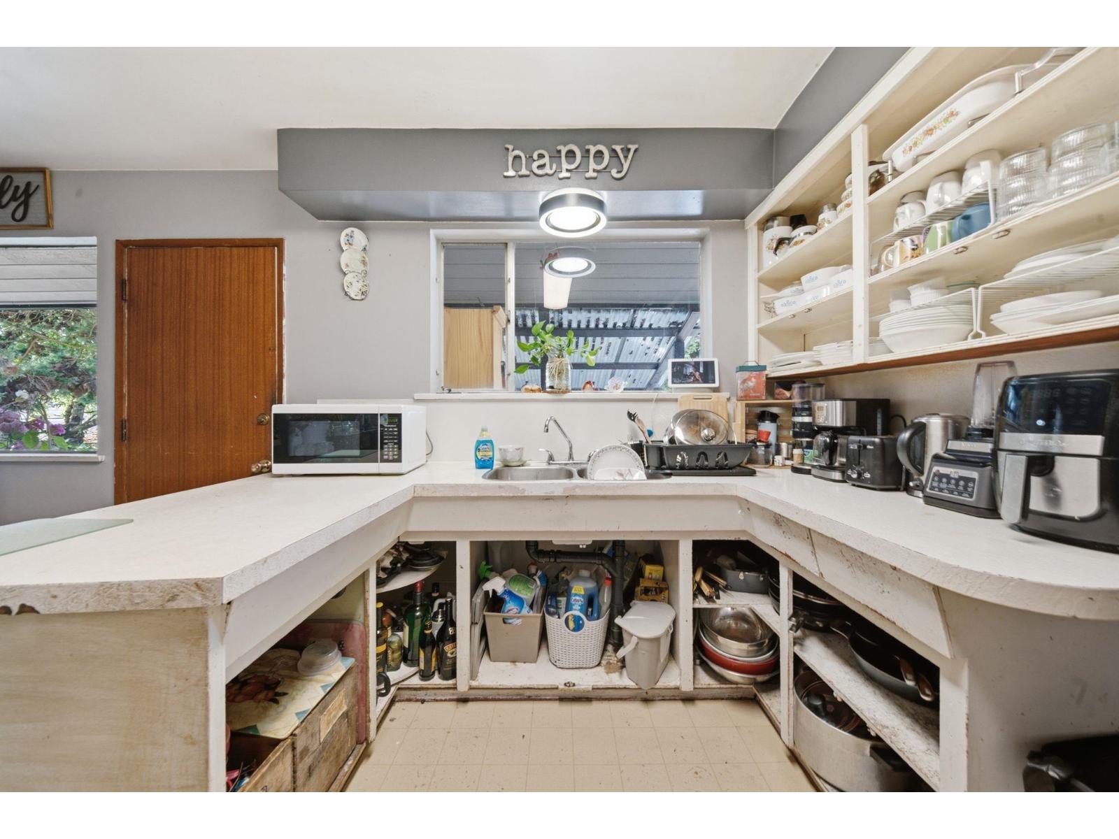 12222 100 Avenue Property Photo 14