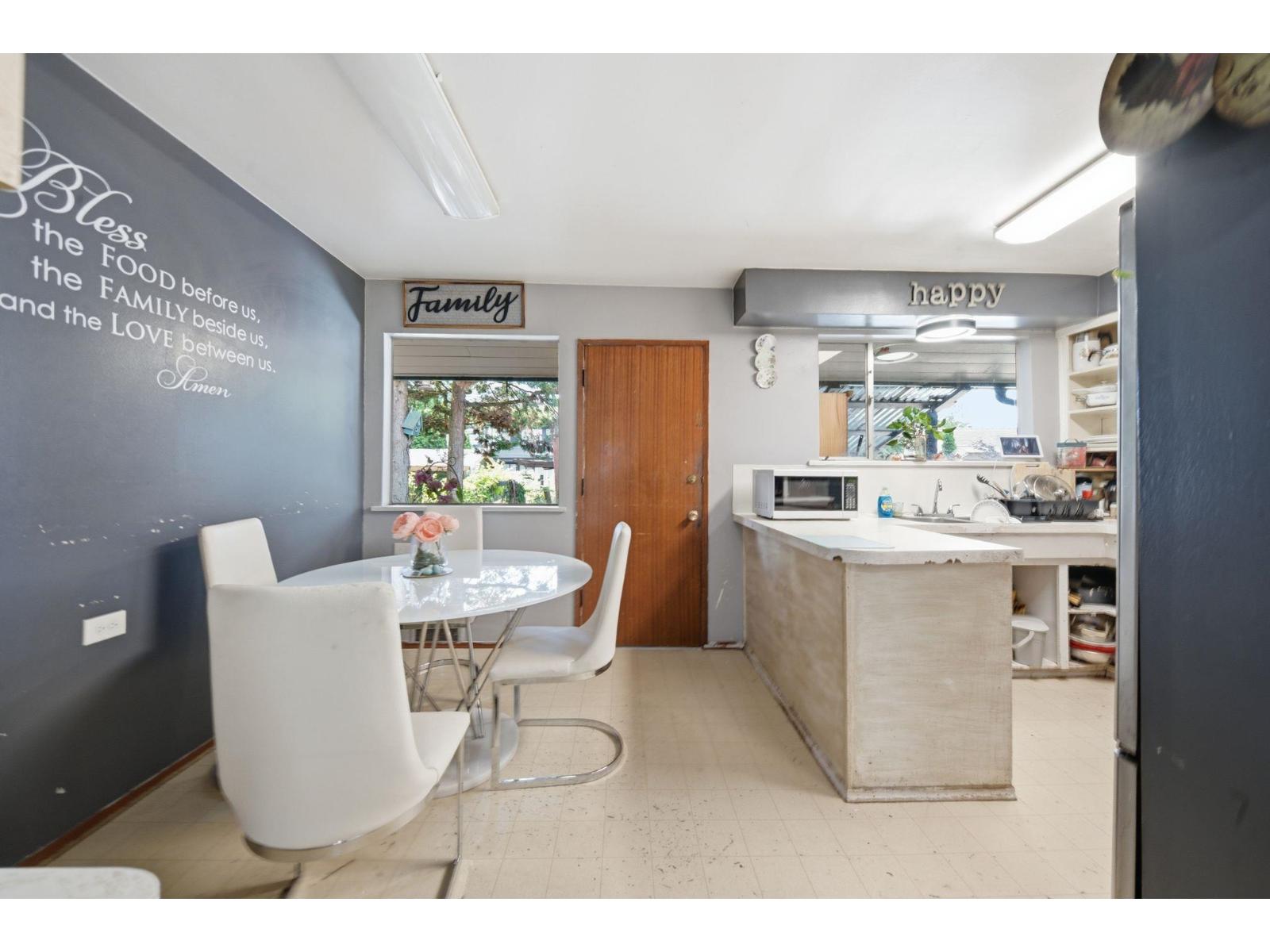12222 100 Avenue Property Photo 15