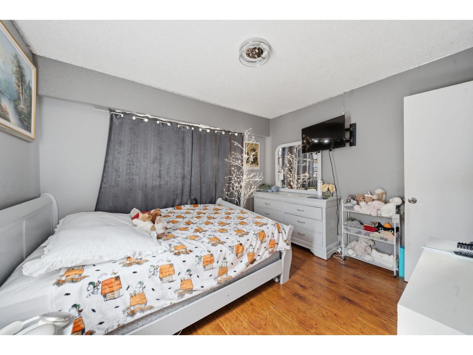 12222 100 Avenue Property Photo 16