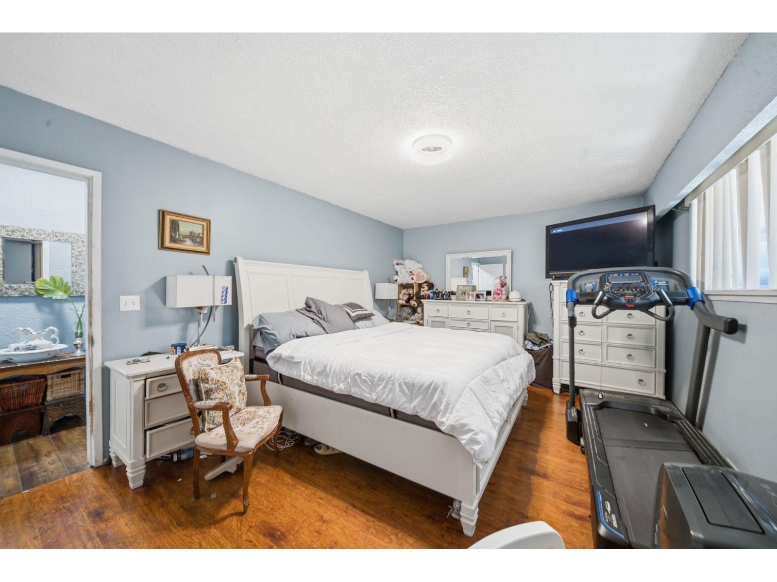 12222 100 Avenue Property Photo 17