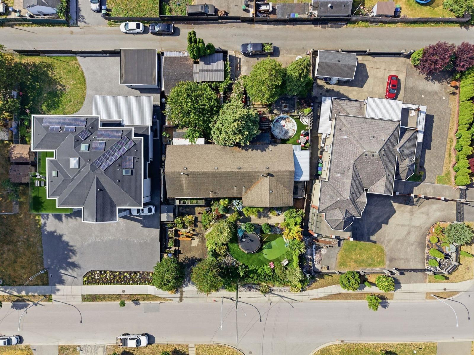 12222 100 Avenue Property Photo 37