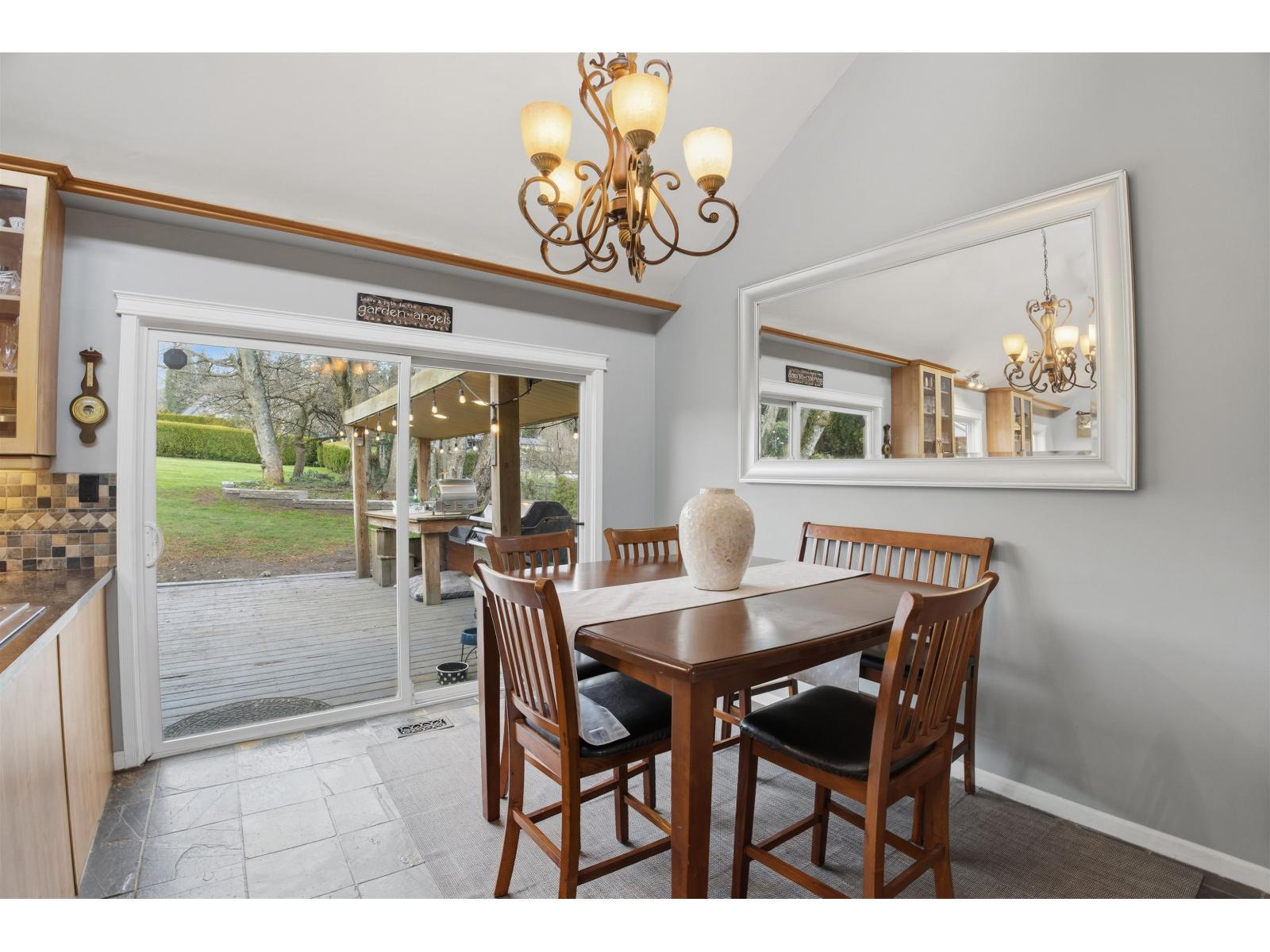 12891 Southridge Drive Property Photo 4
