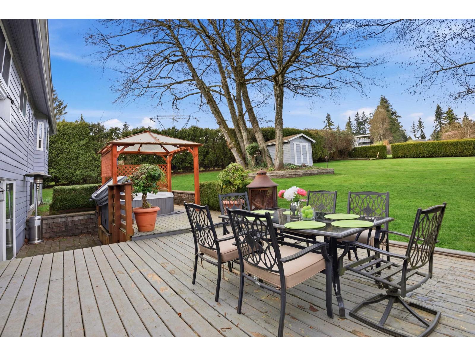 12891 Southridge Drive Property Photo 16