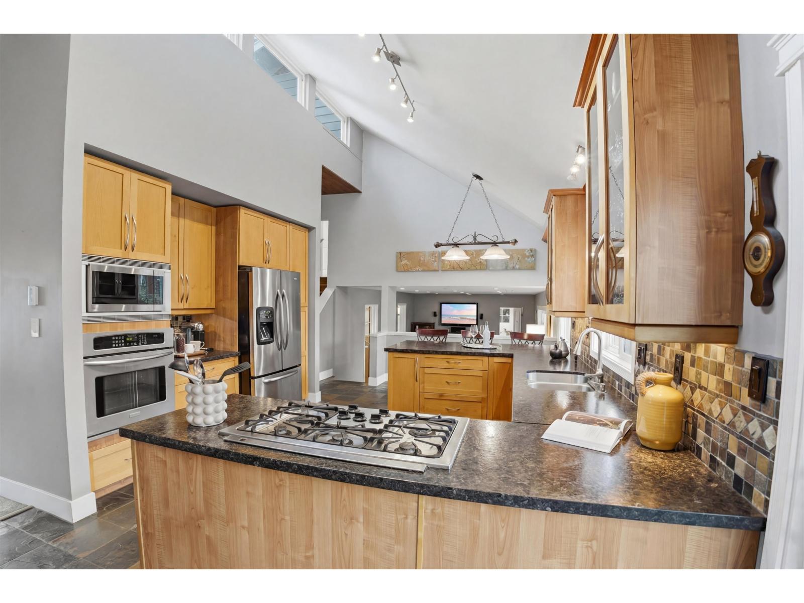 12891 Southridge Drive Property Photo 26