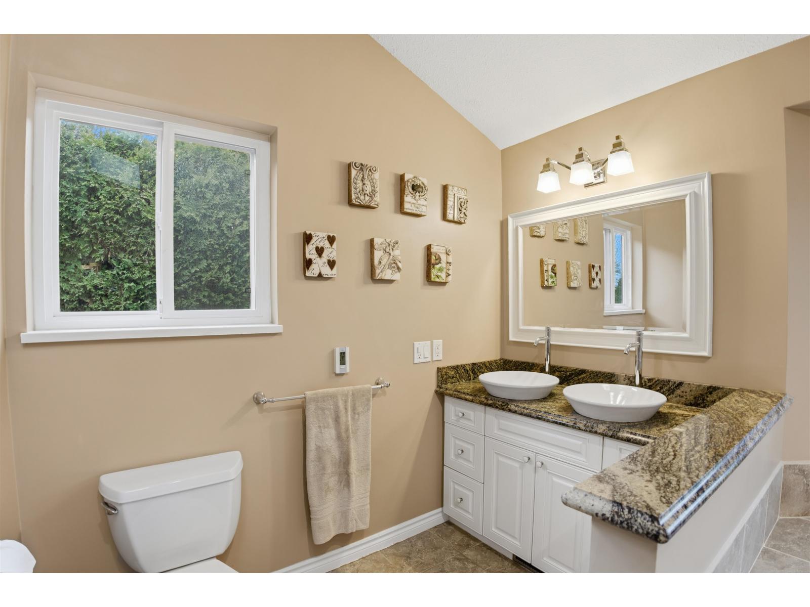 12891 Southridge Drive Property Photo 31